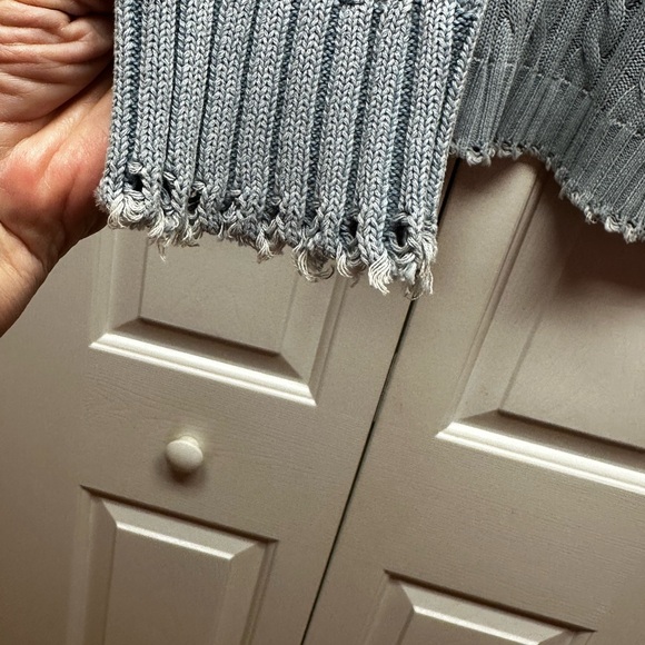 Heyson Cable Knit Sweater *NEW WITH TAGS* - Picture 4 of 9